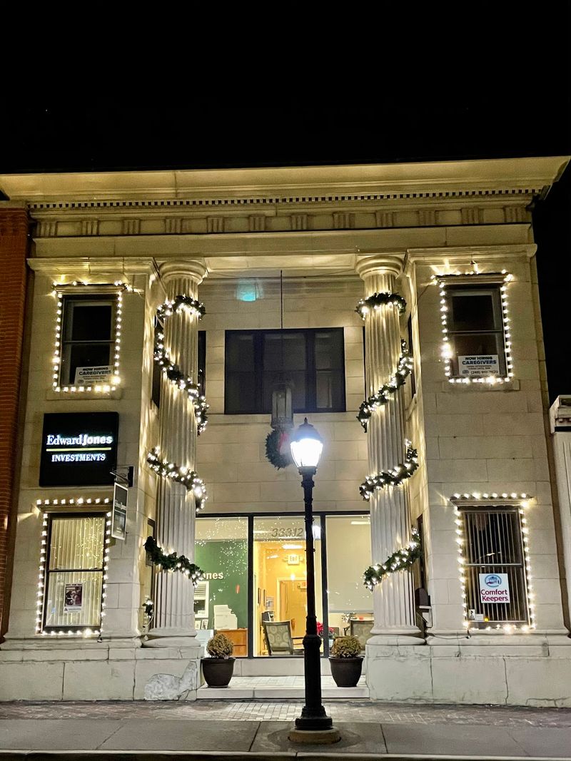 Downtown Howell Holiday Lights