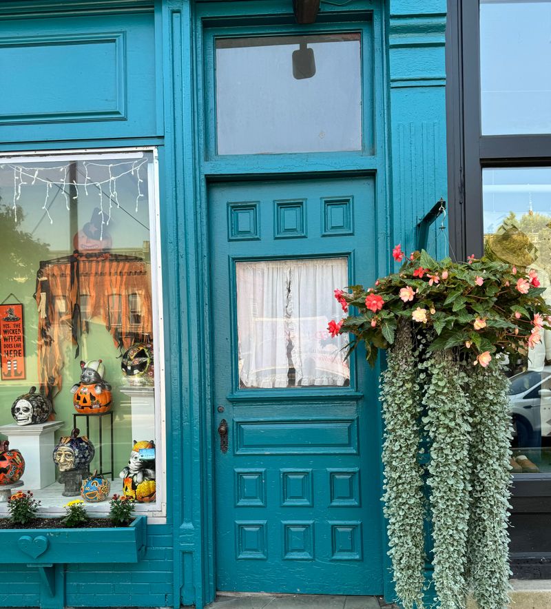 Downtown Windows Add Another Layer