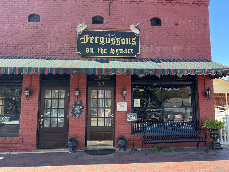Fergusson's On The Square