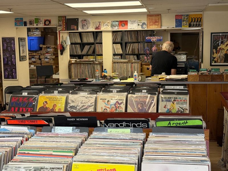 Dr.Records