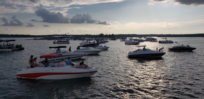 Drag Boats Roaring Across Choppy Thursday Water