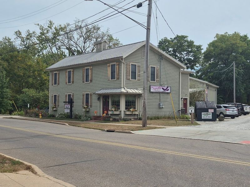 Dragonfly Tea Room & Gift Shop, Canal Fulton