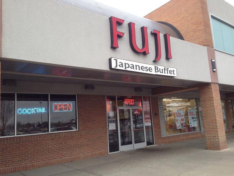 Fuji Japanese Buffet, Madison Heights