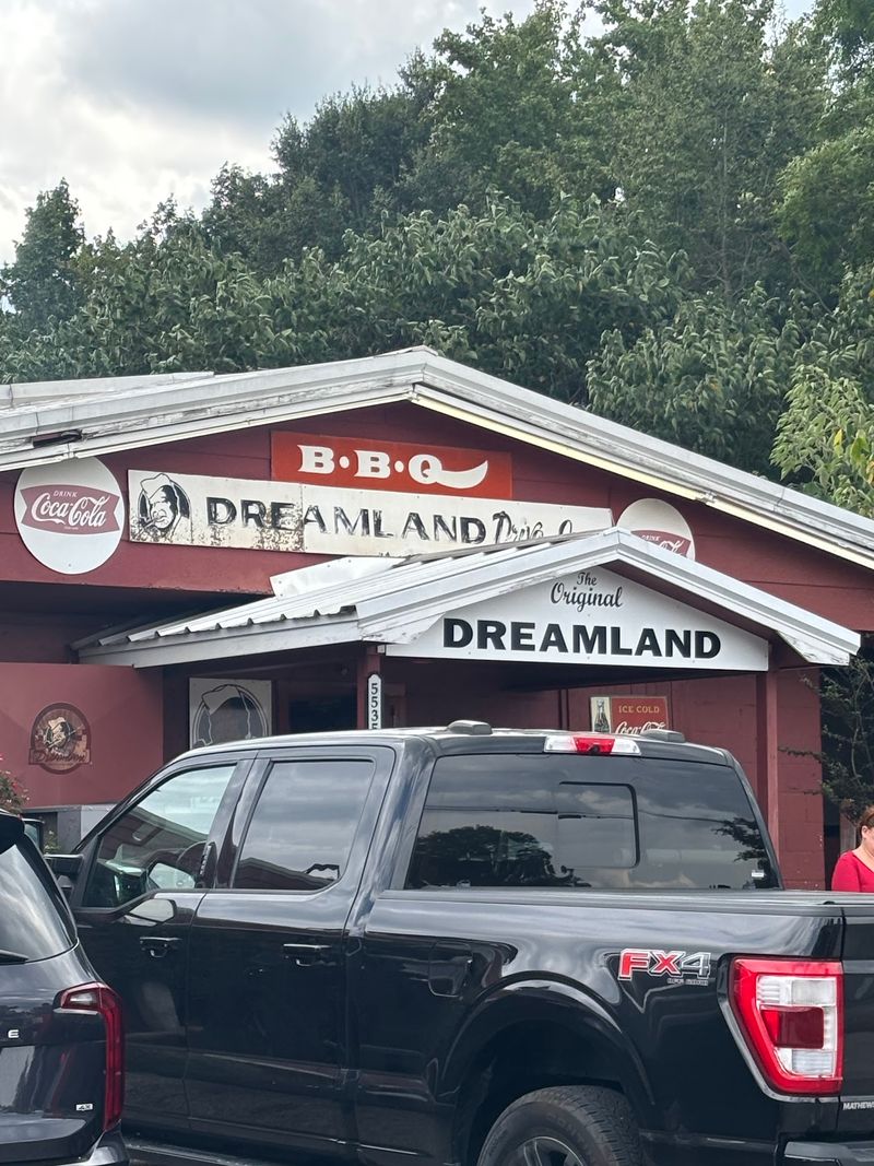 Dreamland BBQ