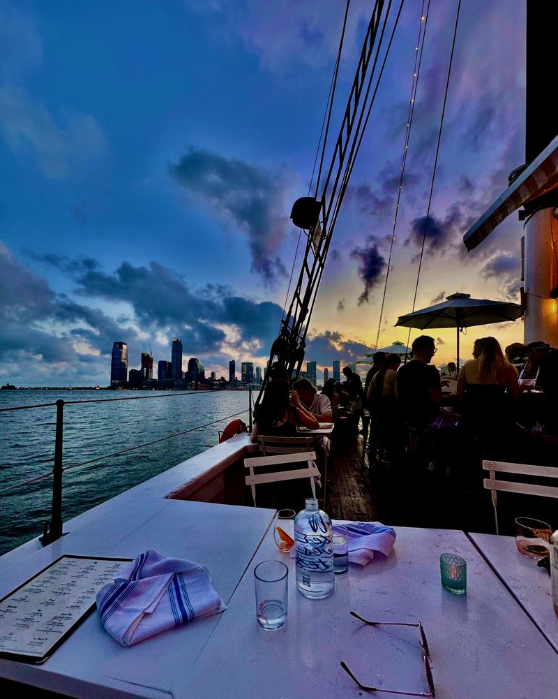 Grand Banks – Pier 25, Tribeca