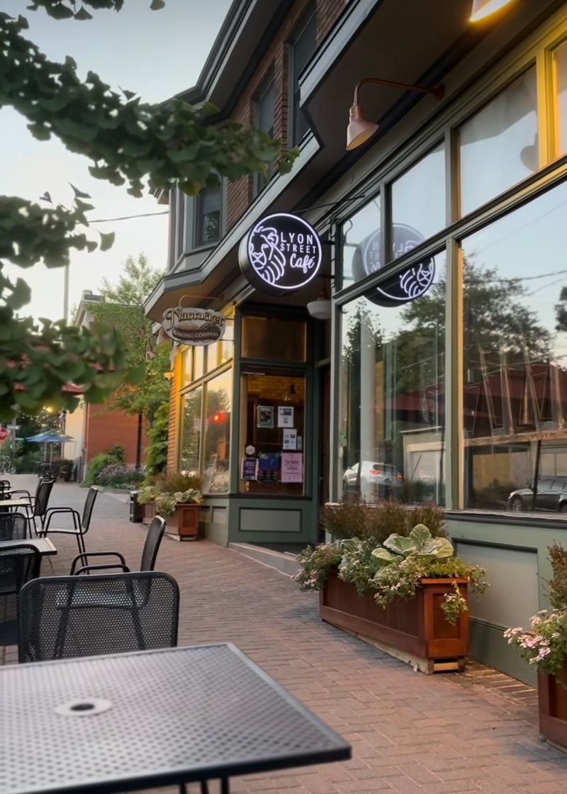 Lyon Street Café, Grand Rapids