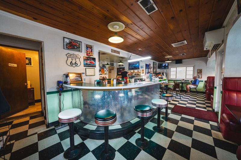 Drop A Song In The Jukebox And Stay Awhile