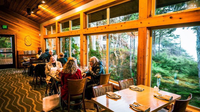Ocean Crest Resort Restaurant (Ocean Shores)