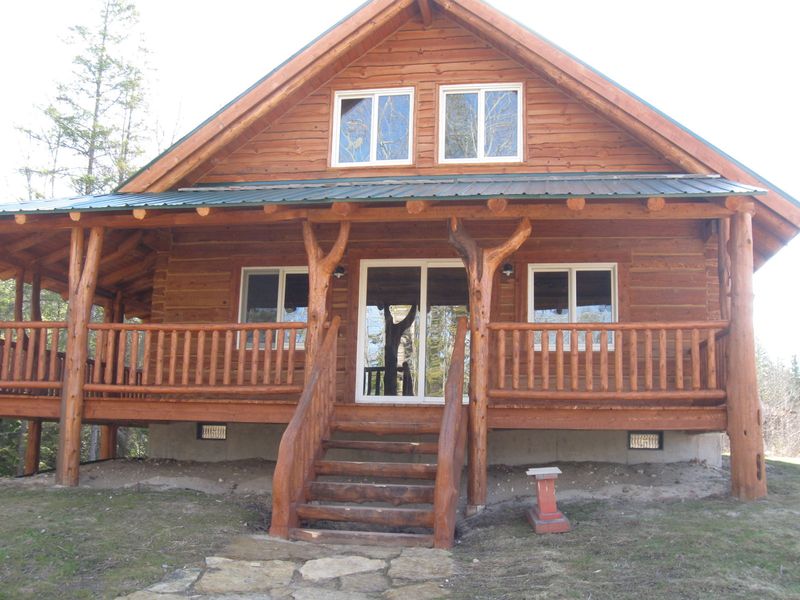 Papin's Log Cabin Resort – Drummond Island