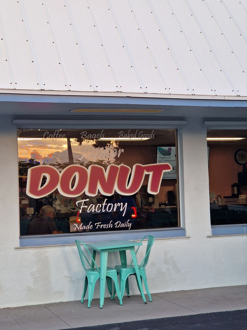 Jupiter Donuts