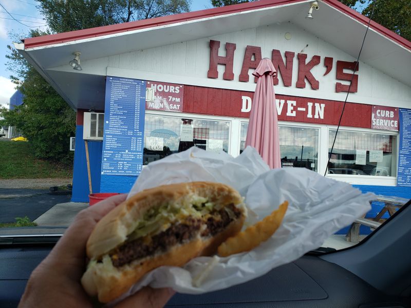 Hank’s Drive-In