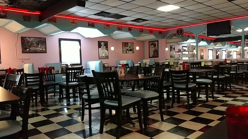 Old Time Diner, Leesburg (Old School Vibes)