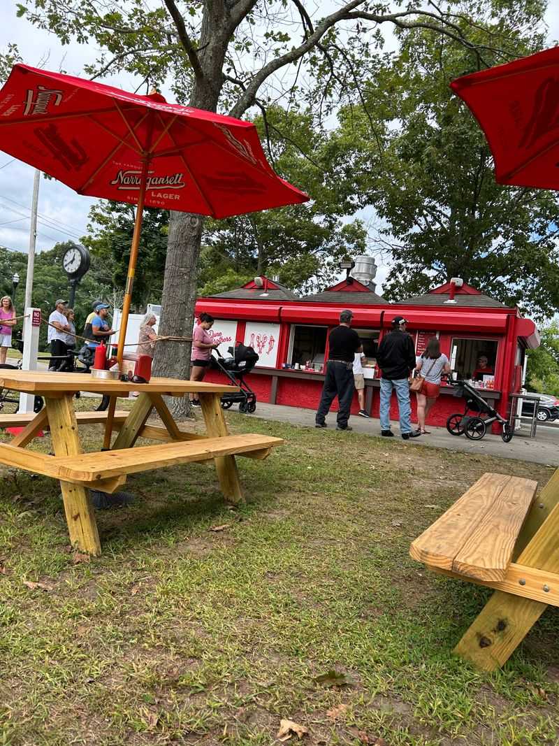 Dune Brothers Riverside Shack 