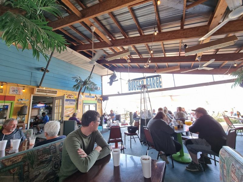 Burger Barge, East Peoria