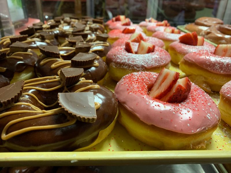 Avon Donuts, Pontiac