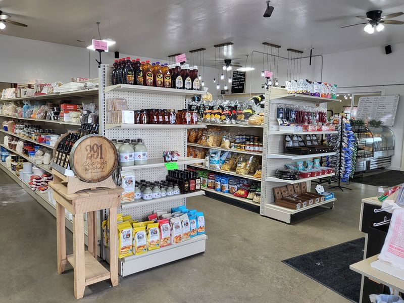 Dutch Pantry & Deli, Silver Cliff