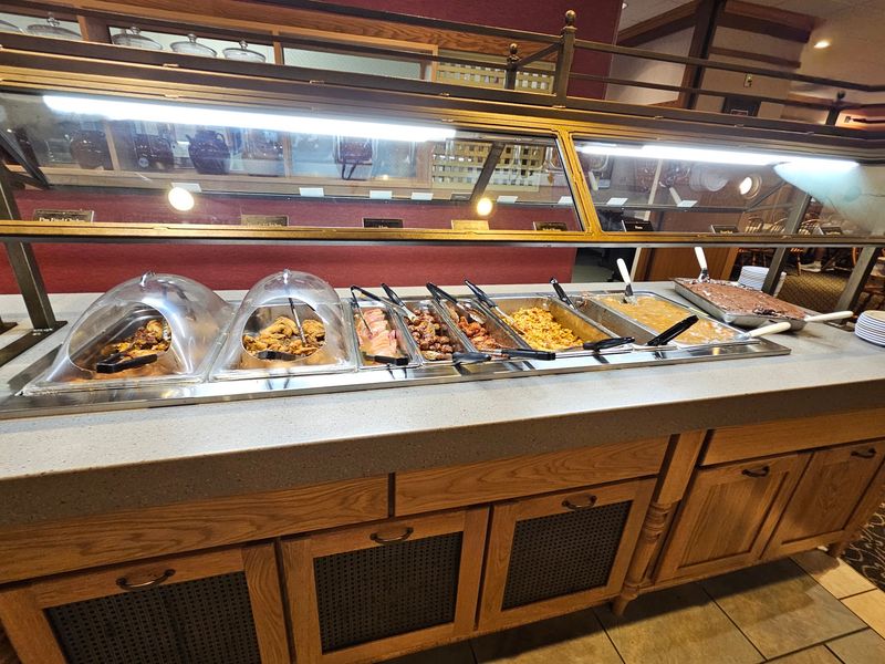 Dutch Valley Restaurant, Sugarcreek