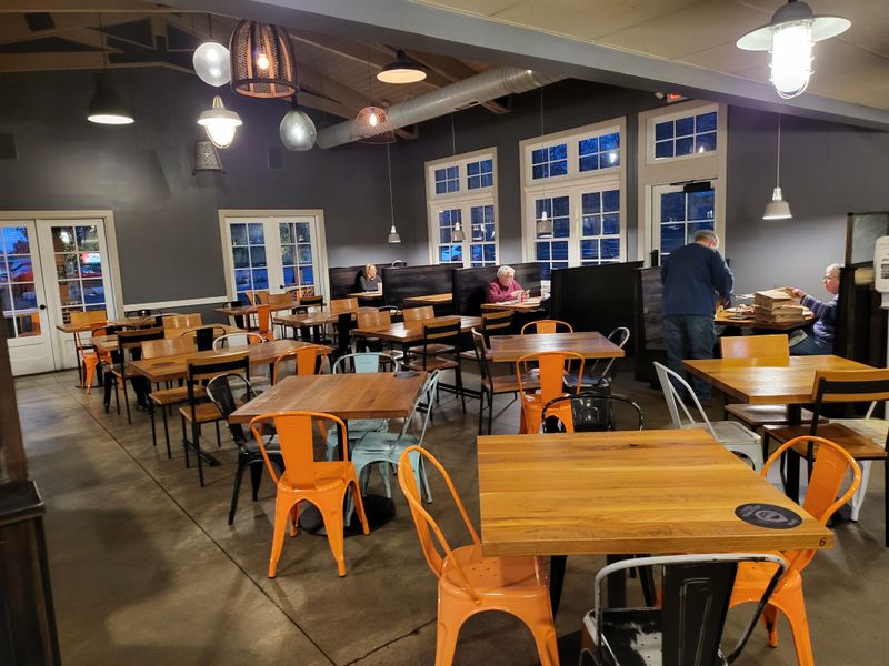 Park Street Pizza, Sugarcreek