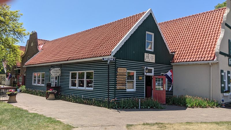 The Hungry Dutchman Cafe, Holland