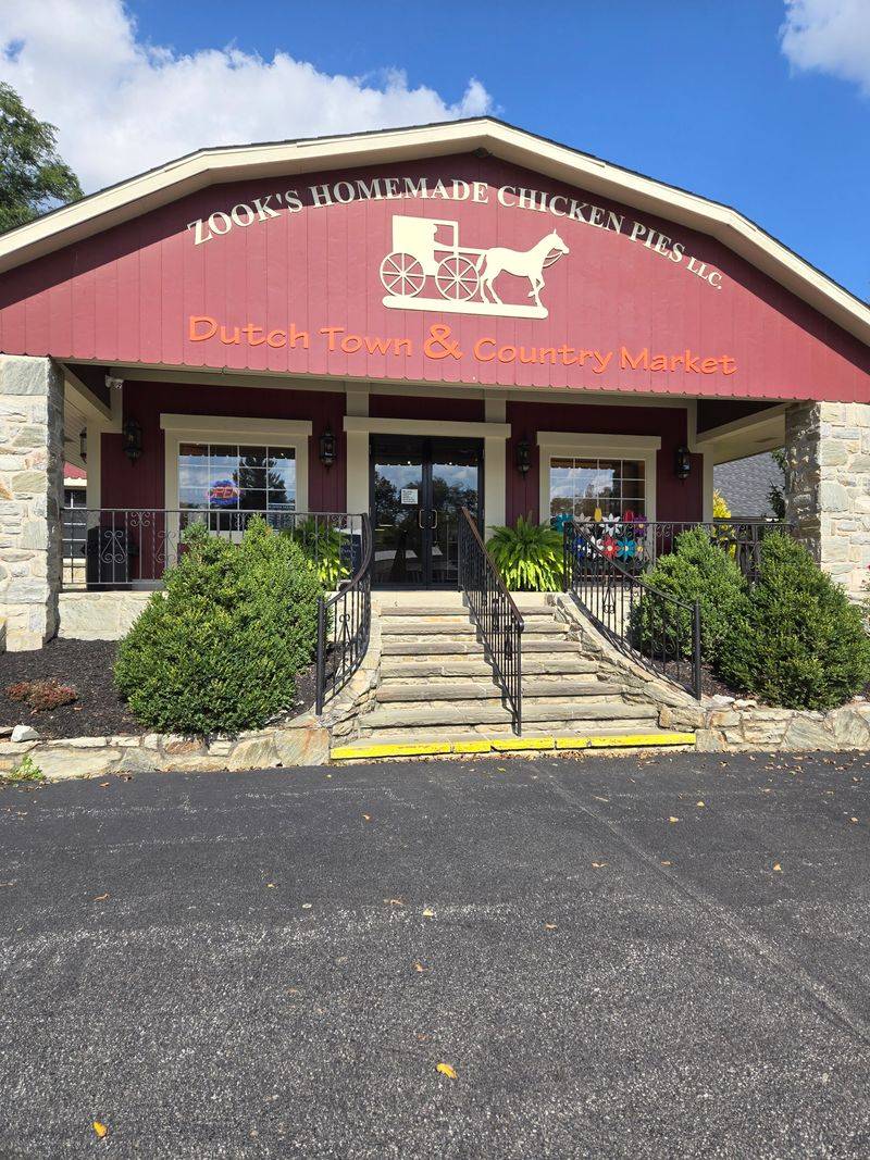 Zook's Homemade Chicken Pies (Paradise, PA)