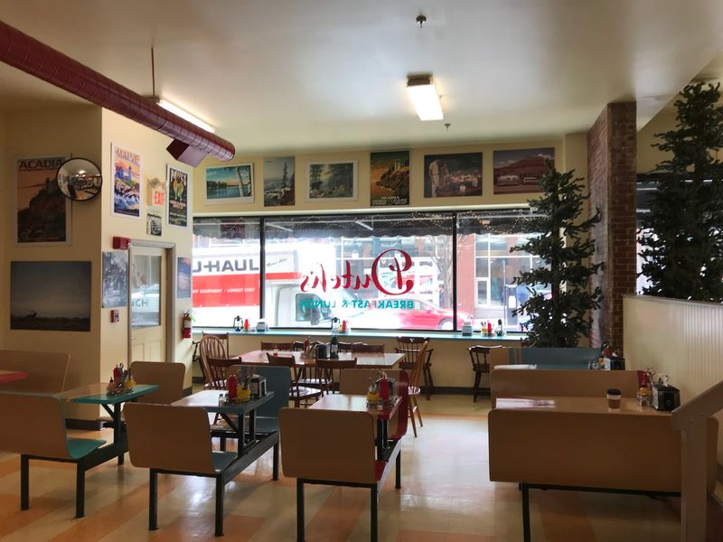 Dutch's, Portland