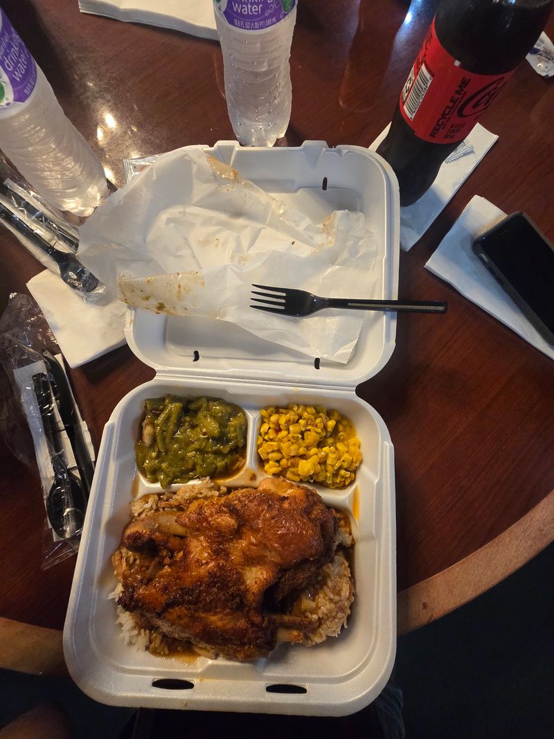 Laura’s Two, Lafayette