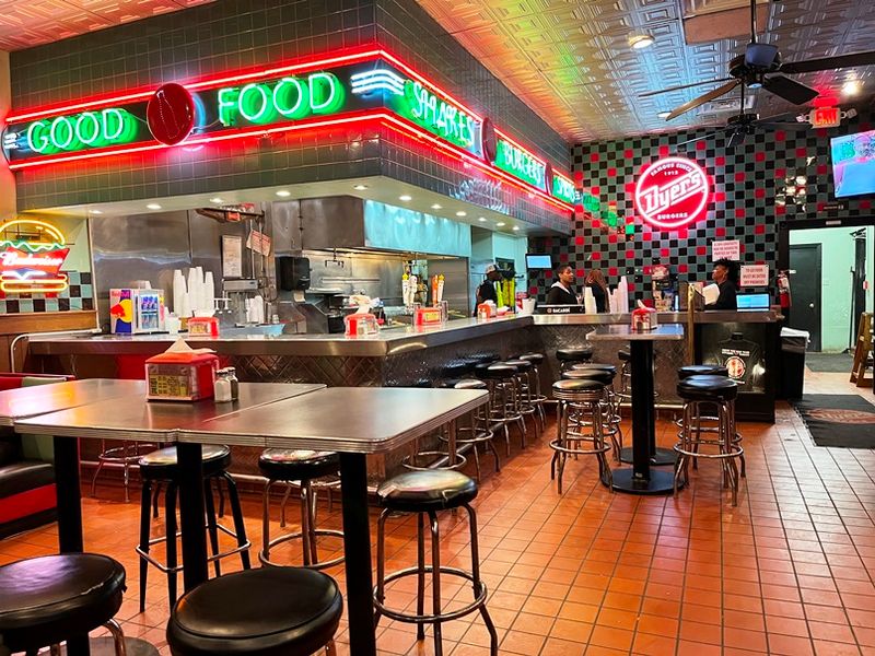 Dyer's Burgers