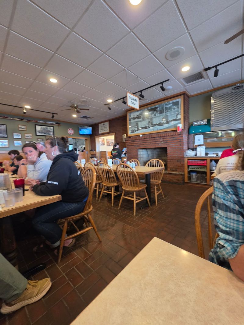 Dysart's Restaurant & Truck Stop, Hermon Dysart's Restaurant & Truck Stop, Hermon