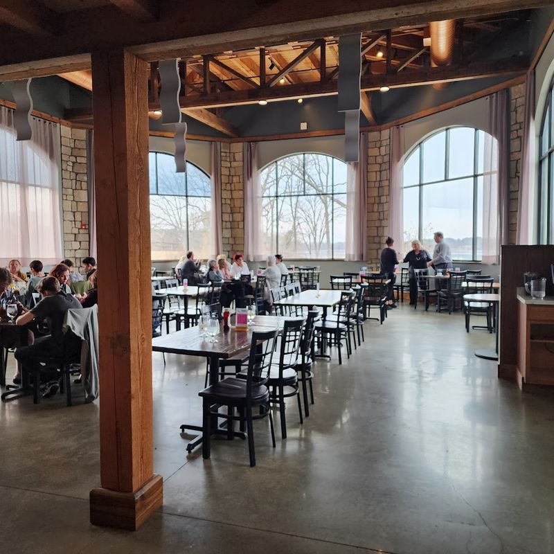 Stonewater at Castle Ridge, Centralia