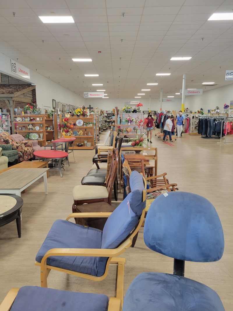 Samaritan Shop (Rogers), Rogers