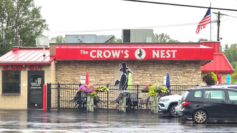 Crow's Nest Restaurant, Ashtabula