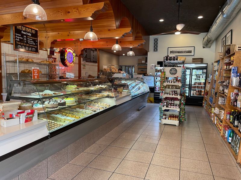 Eagle Rock Italian Bakery And Deli