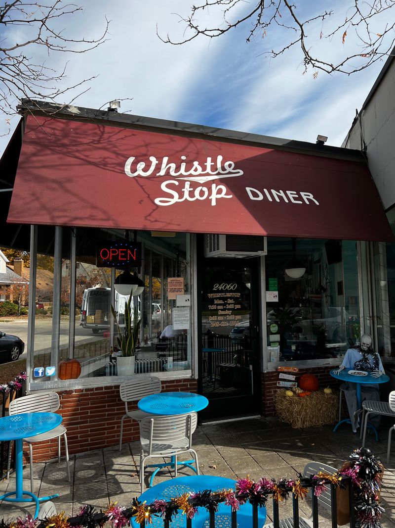 Whistle Stop Diner, Pleasant Ridge (Throwback Magic)