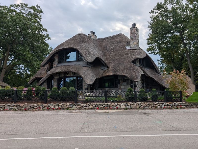 Earl Young Mushroom Houses Earl Young Mushroom Houses