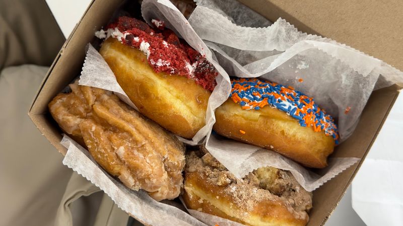 Early Birds Get The Donuts In Greenpoint Early Birds Get The Donuts In Greenpoint