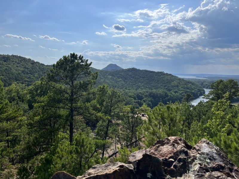 East Quarry Trail, Pinnacle Mountain State Park