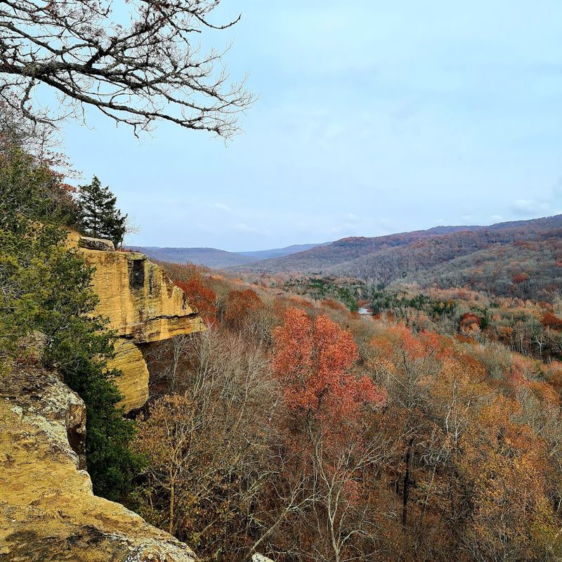 Yellow Rock Trail, Devil's Den State Park