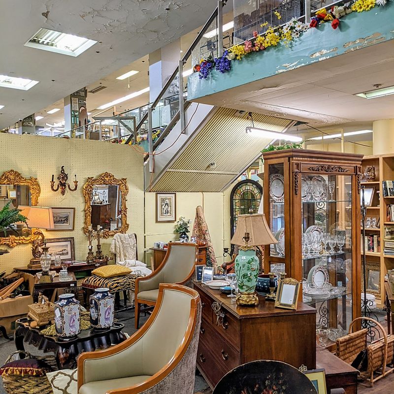 Eastbrook Flea Market And Antique Mall