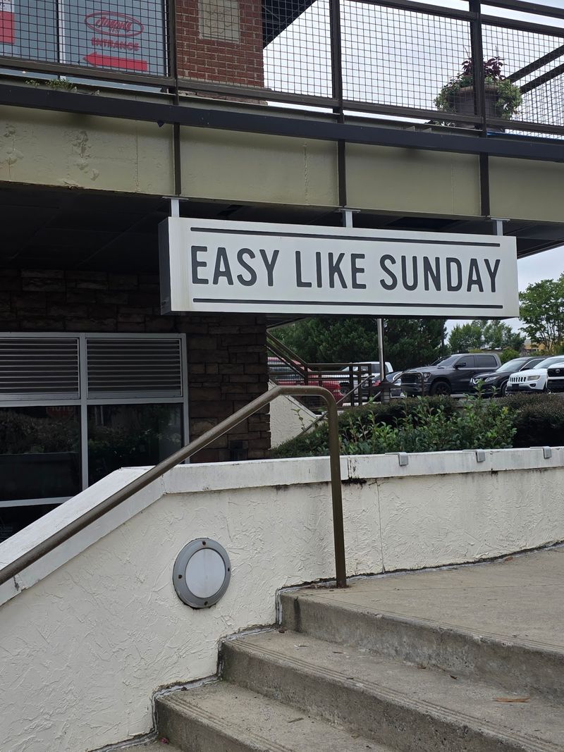 Easy Like Sunday