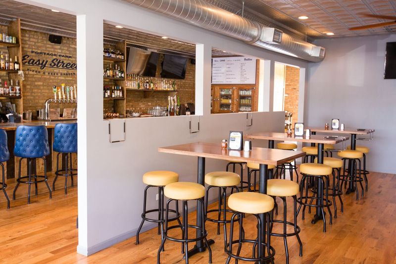 Easy Street Pizza - Chicago Easy Street Pizza - Chicago