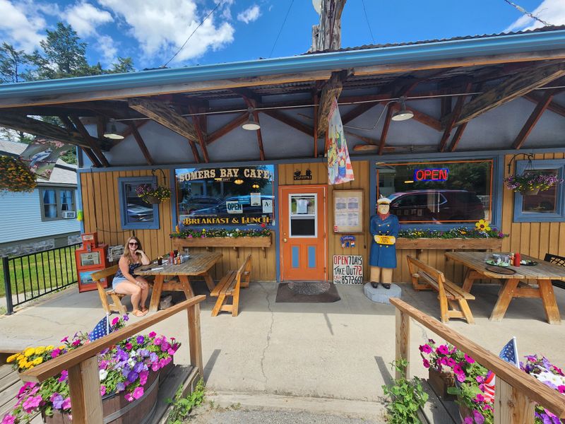 Somers Bay Café — Somers