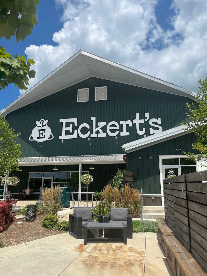 Eckert's Country Restaurant, Belleville, IL