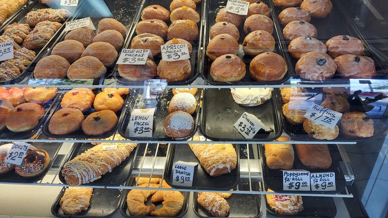 Lemon Bread That Brightens Your Day