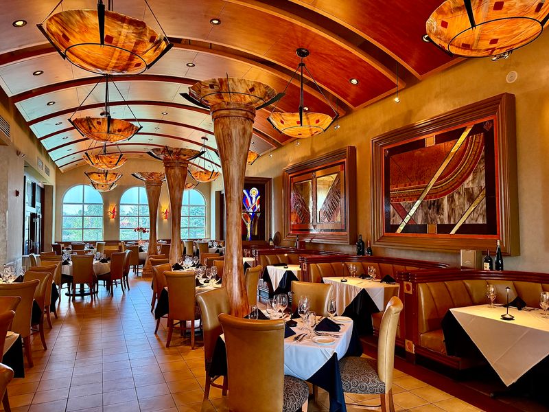 Eddie Merlot's, Columbus