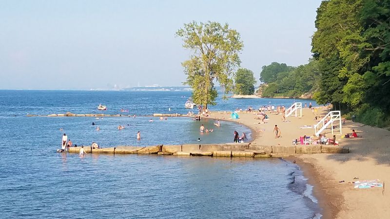 Huntington Beach, Bay Village, OH