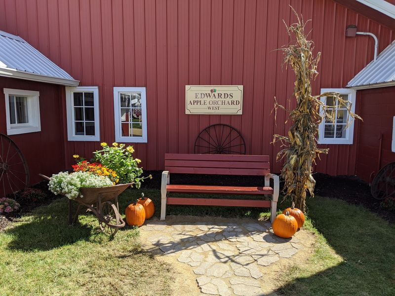 Edwards Apple Orchard West