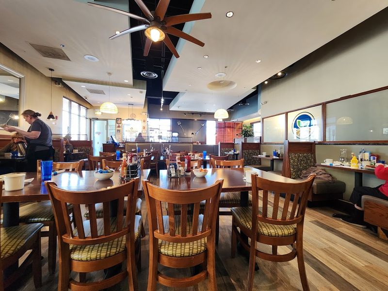 Blueberry Hill Breakfast Cafe - Oak Brook