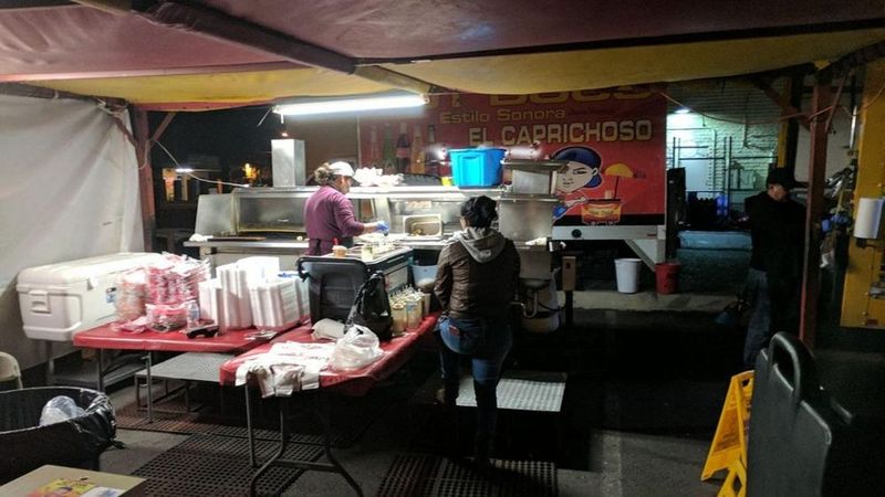 El Caprichoso Sonoran Hotdogs, Phoenix, AZ