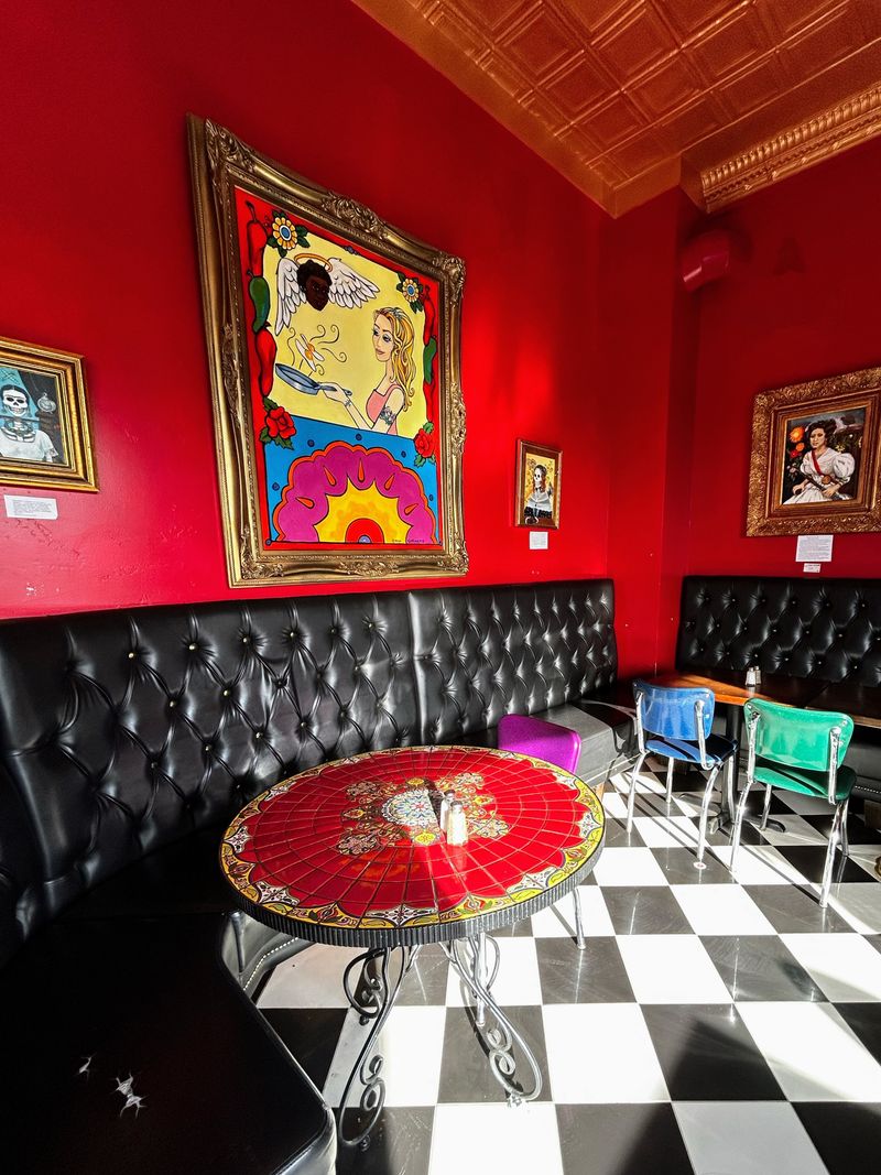 MartAnne's Breakfast Palace