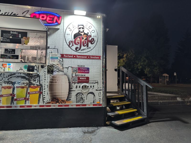El Jefe Birria & Tacos